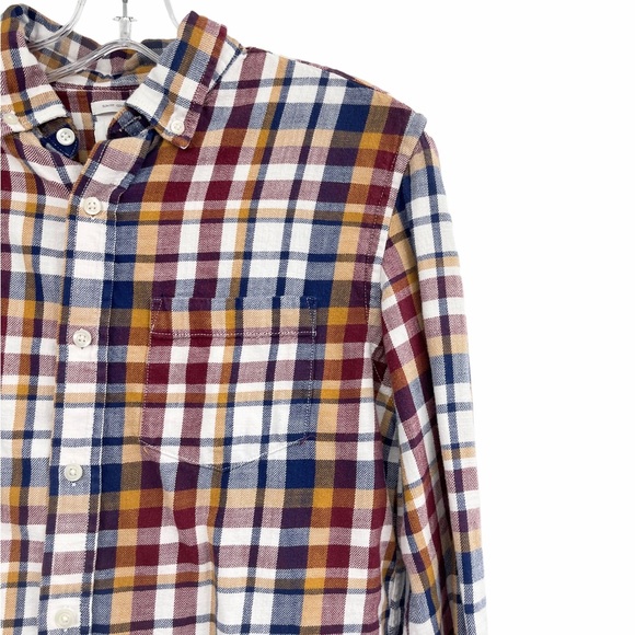 Old Navy Slim Fit Plaid Button Up Shirt Size Small - Picture 5 of 10